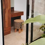 Villa With Private Pool Near Fisherman