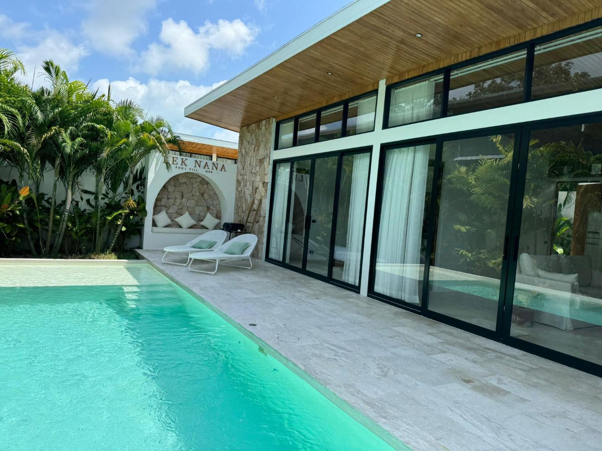 With Private Pool Near Fisherman *